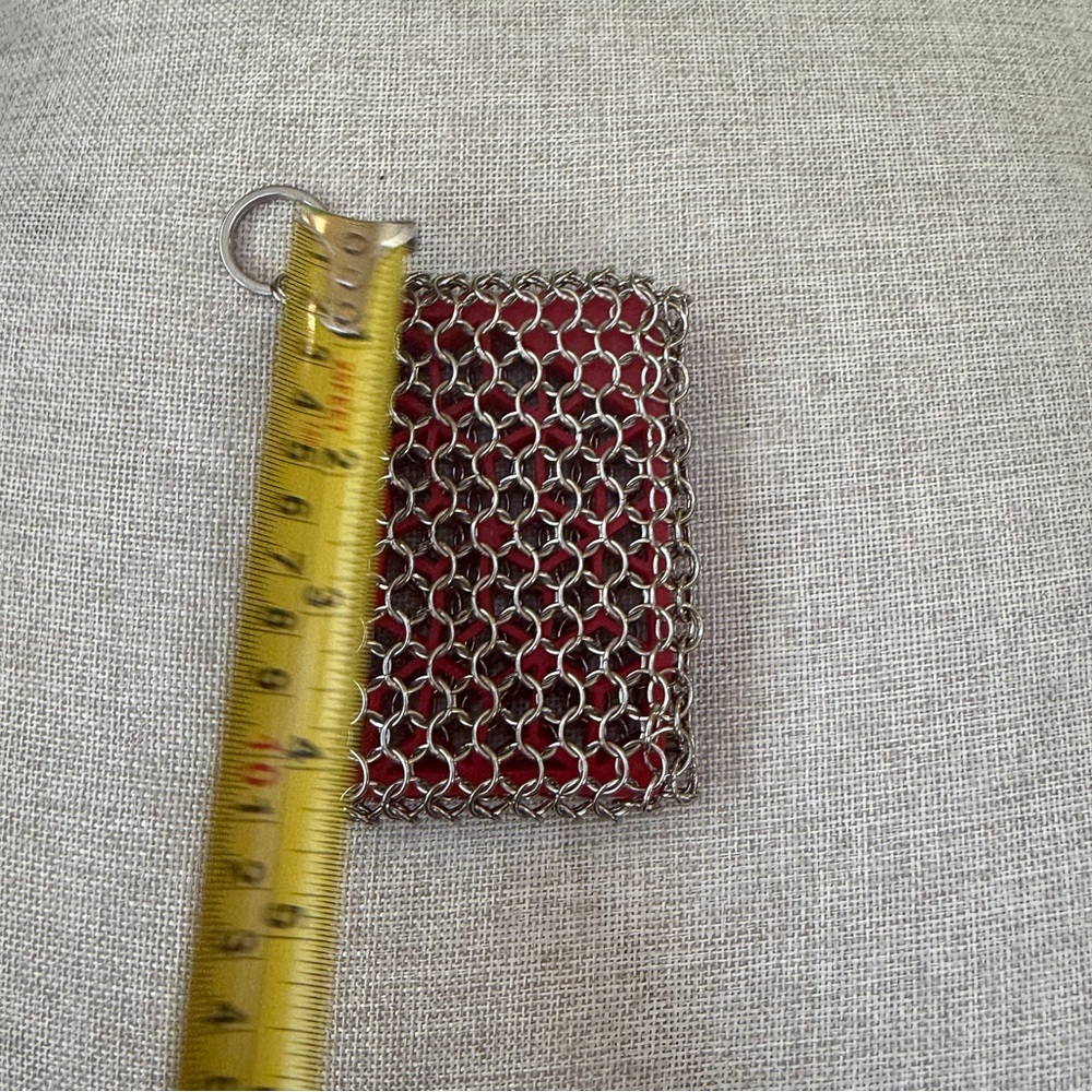 Lodge Chainmail Scrubber Stainless Steel Cast Iron Cleaning Tool,Dishwasher-Safe - Picture 5 of 6